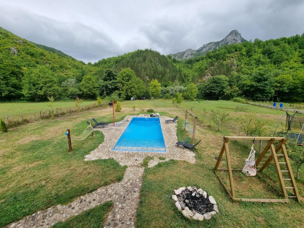 Exo Log Cottage Jezero  Екстер'єр фото