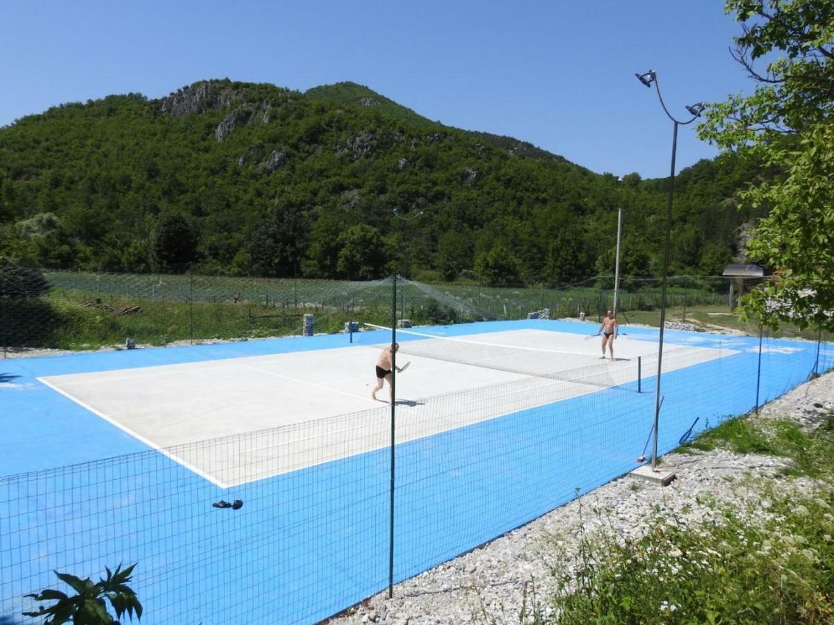 Exo Log Cottage Jezero  Екстер'єр фото